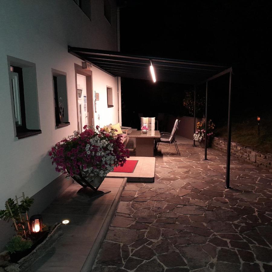 Haus Tirol Appartements Ried im Oberinntal Exterior photo